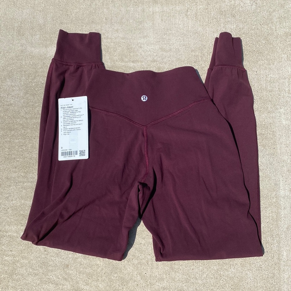 Lululemon Align Joggers, Size 0, NEVER WORN